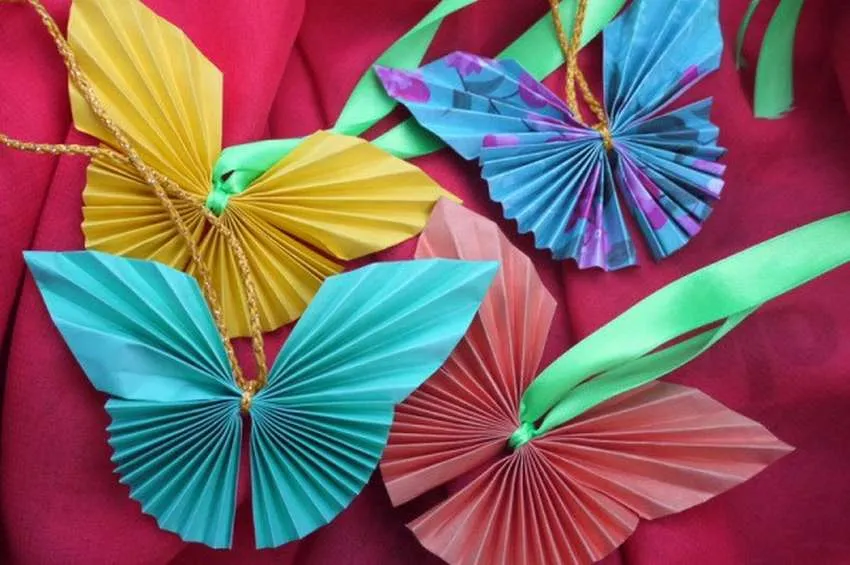 как сделать бумажную бабочку гармошкой