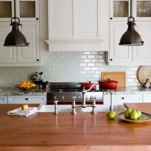 Что повесить над плитой вместо вытяжки. Рациональное использование пространства над кухонной плитой — интересные дизайнерские решения в реализованных проектах