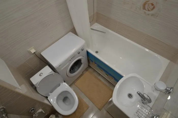 Стиральная машинка в ванной в хрущевке
