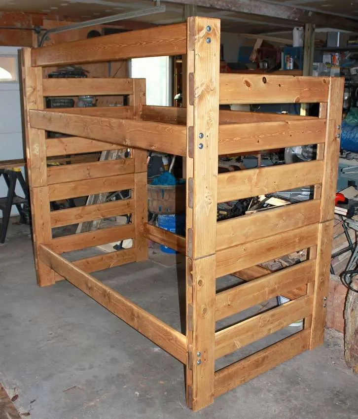 двухъярусная кровать без лестницы