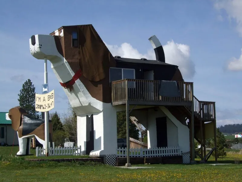 Dog Bark Park Inn (Коттонвуд, Айдахо)