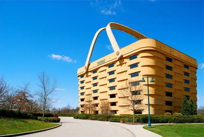 • Здание-корзина the Longaberger Basket Company building