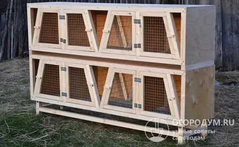 Домики для кроликов, оборудованные по чертежам Золотухина, выглядят необычно, но практичны и удобны в эксплуатации при уличном размещении